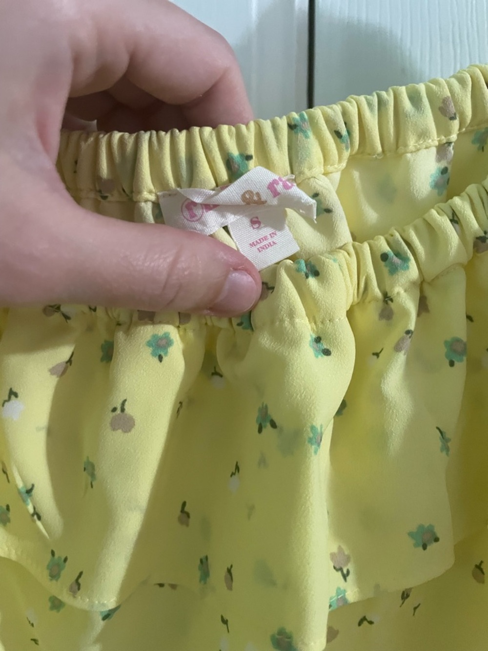 Riley & Rae Yellow Off-Shoulder Eyelet Jumpsuit small/medium READ description - Picture 3 of 7